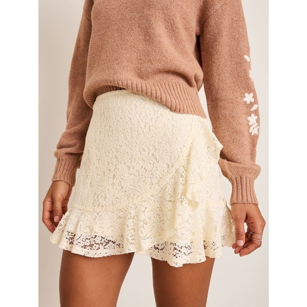 Francesca's| Lace Wrap Mini Skirt | M